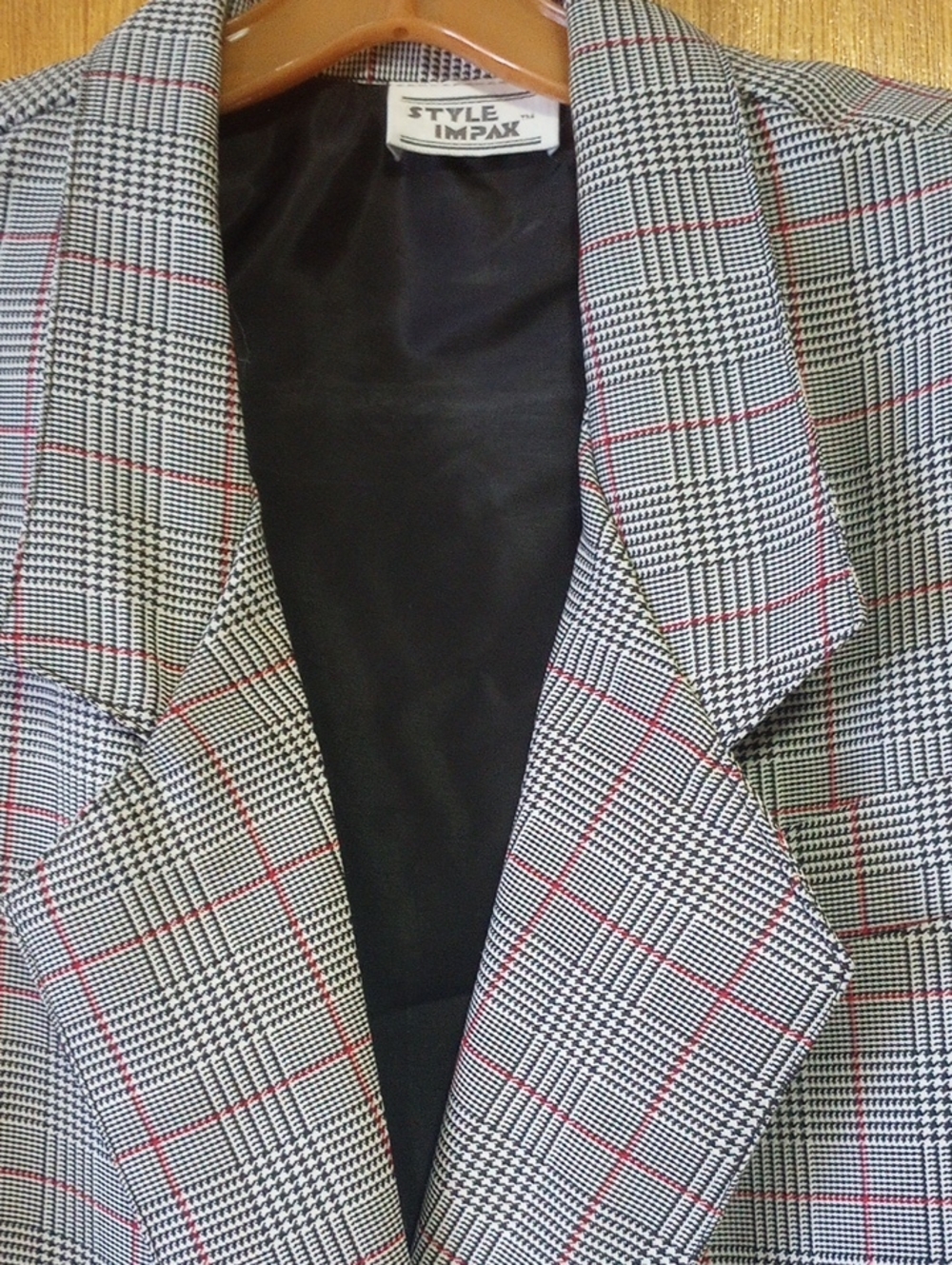 Style Impax Plaid Plus Size Vintage Retro Classic Blazer. Black White Red. 2X??